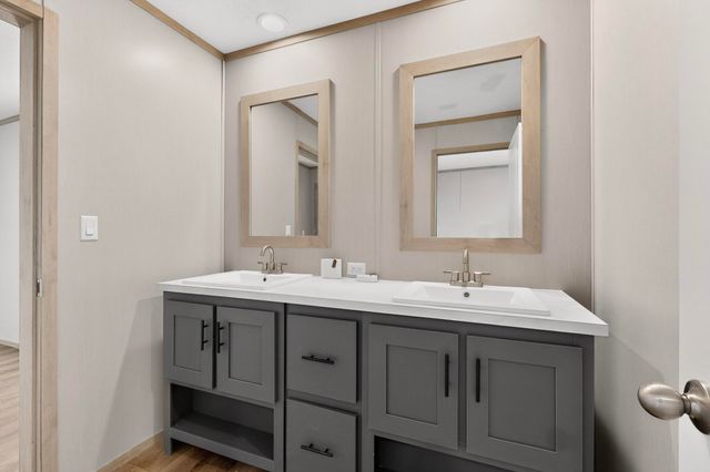 17 Corte Agave, Edgewood, NM 87015