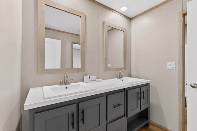 17 Corte Agave, Edgewood, NM 87015