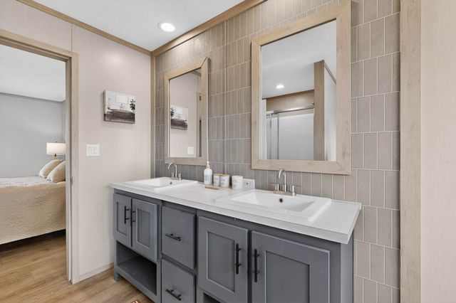 17 Corte Agave, Edgewood, NM 87015