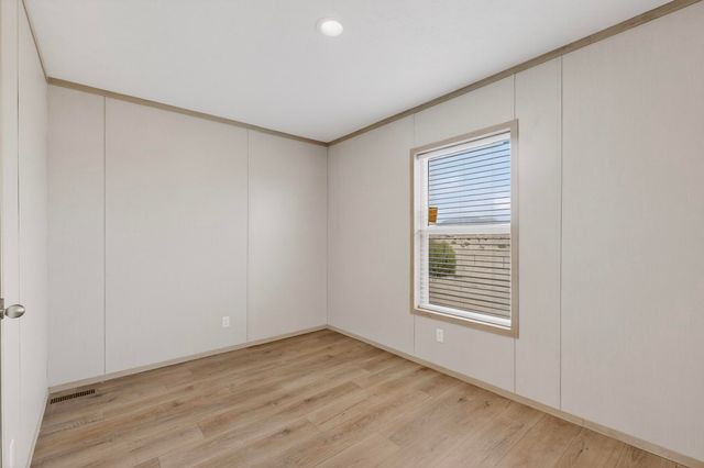 17 Corte Agave, Edgewood, NM 87015