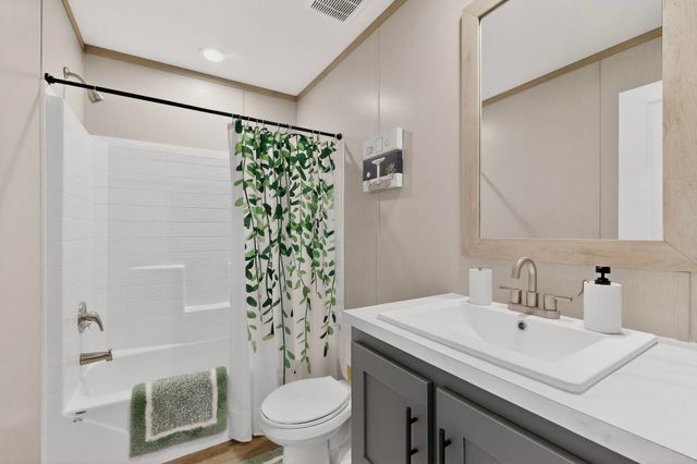 17 Corte Agave, Edgewood, NM 87015