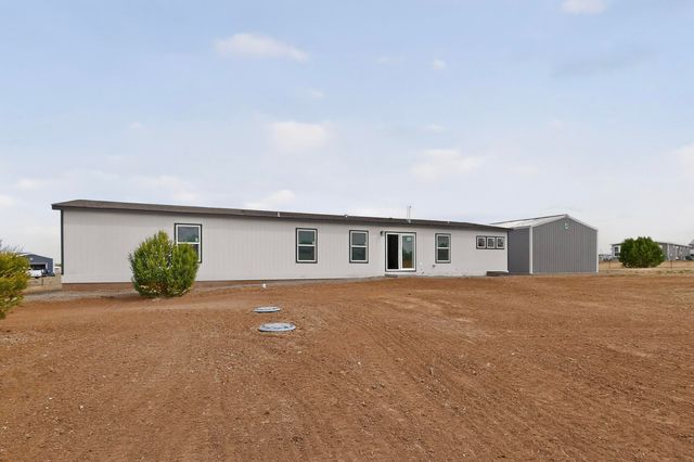 17 Corte Agave, Edgewood, NM 87015