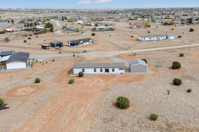 17 Corte Agave, Edgewood, NM 87015