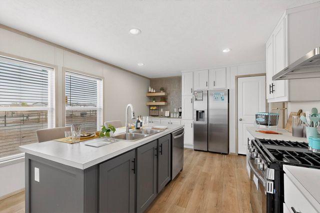 17 Corte Agave, Edgewood, NM 87015