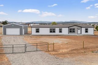 17 Corte Agave, Edgewood, NM 87015