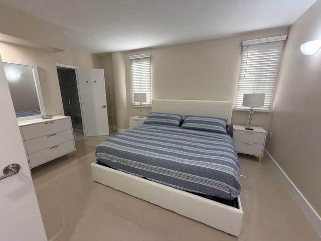 3725 S Ocean Drive 907, Hollywood, FL 33019