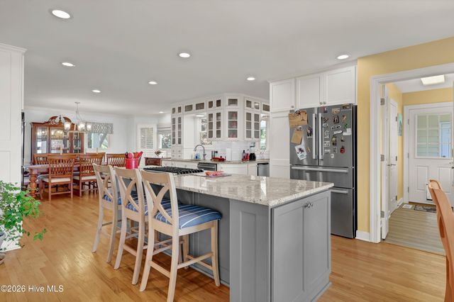 611 Moores Landing Road, Hampstead, NC 28443