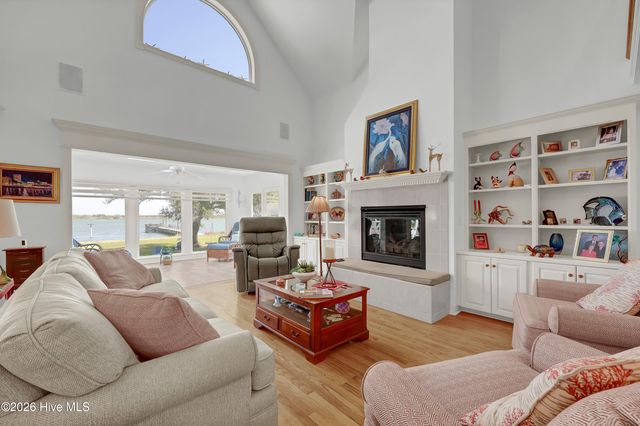 611 Moores Landing Road, Hampstead, NC 28443
