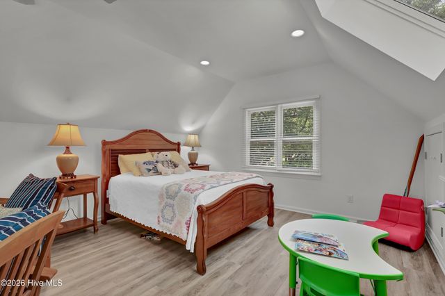 611 Moores Landing Road, Hampstead, NC 28443