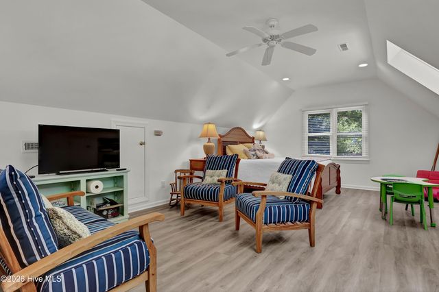 611 Moores Landing Road, Hampstead, NC 28443