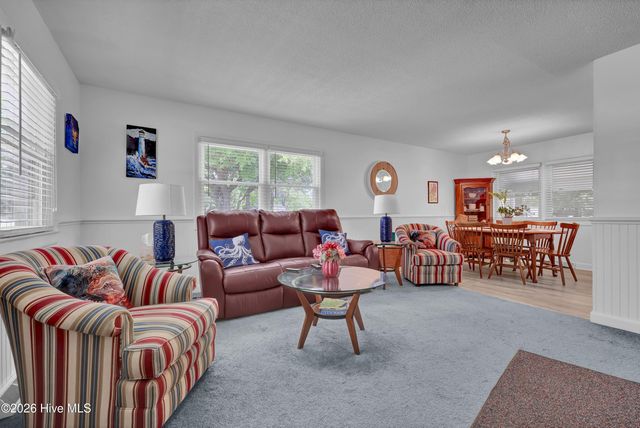 611 Moores Landing Road, Hampstead, NC 28443