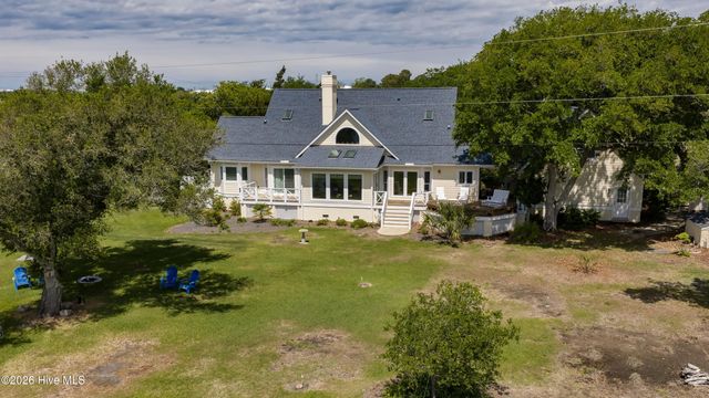 611 Moores Landing Road, Hampstead, NC 28443