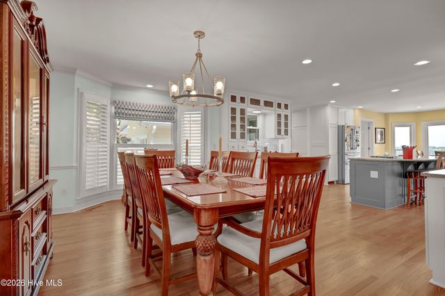 611 Moores Landing Road, Hampstead, NC 28443