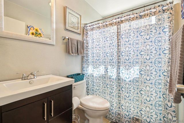 37829 Rainbow Drive, Murrieta, CA 92563