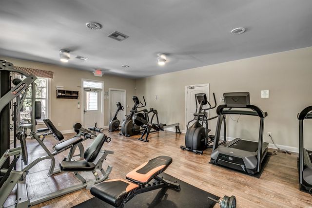 2816 McLeod Ln., Myrtle Beach, SC 29588