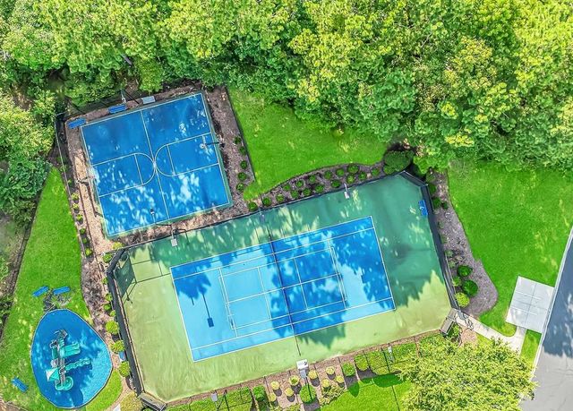 2816 McLeod Ln., Myrtle Beach, SC 29588