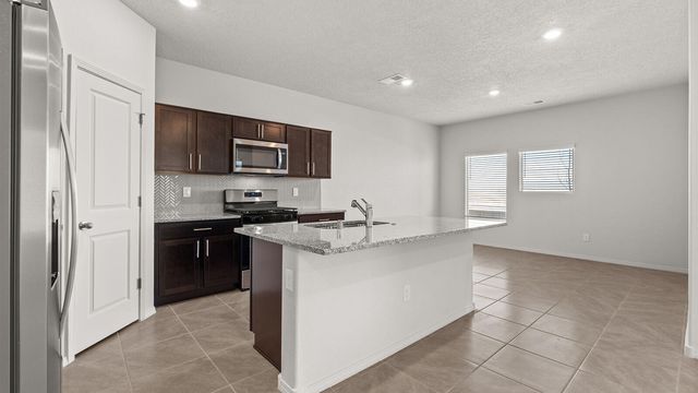 6018 Gilpin Drive SE, Albuquerque, NM 87106