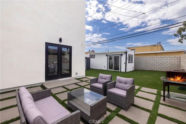 5447 Lime Avenue, Long Beach, CA 90805