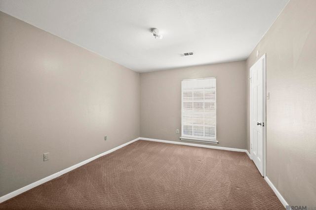 886 Hedgewood Dr, Baton Rouge, LA 70815