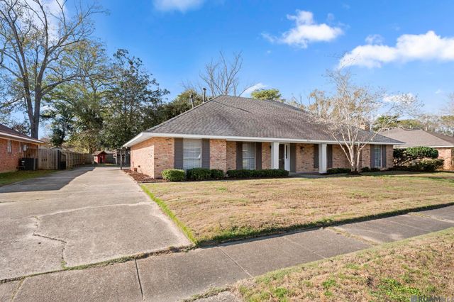 886 Hedgewood Dr, Baton Rouge, LA 70815