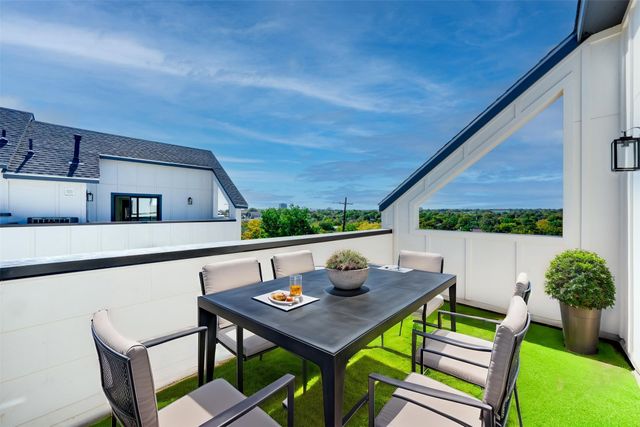 512 N Lancaster Street 12, Dallas, TX 75203