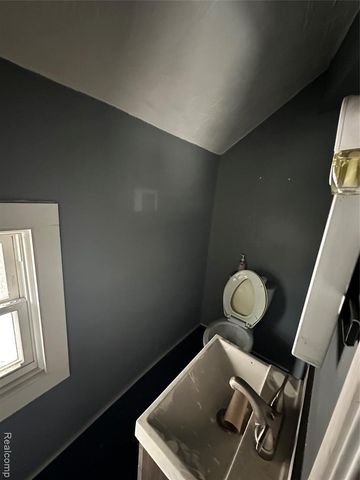 717 Bristol Street, Adrian, MI 49221