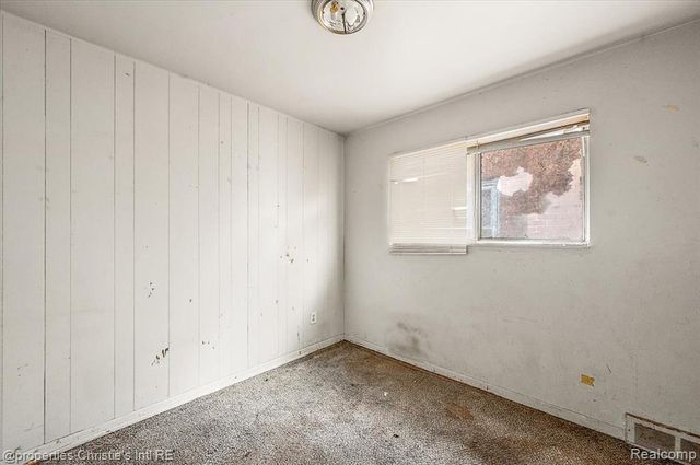 18104 Runyon Street, Detroit, MI 48234