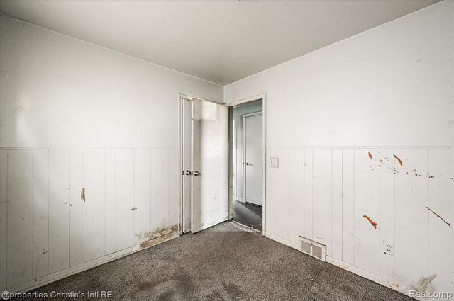 18104 Runyon Street, Detroit, MI 48234