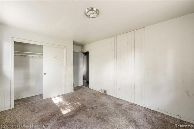 18104 Runyon Street, Detroit, MI 48234