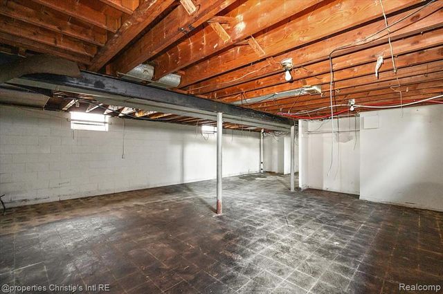 18104 Runyon Street, Detroit, MI 48234