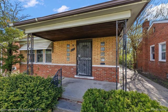 18104 Runyon Street, Detroit, MI 48234