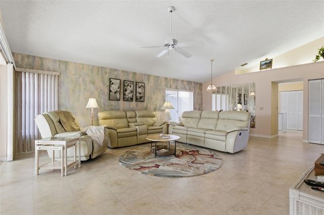 795 HARRINGTON LAKE DRIVE, Venice, FL 34293