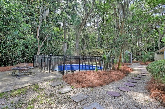 9 Magnolia Crossing, Savannah, GA 31411