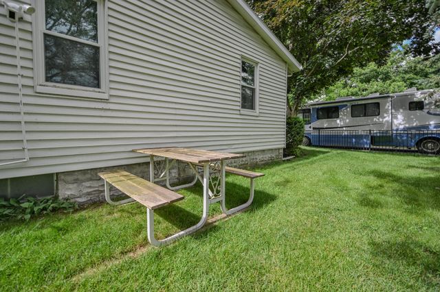1302 N Yellow Springs Street 1302 N Yellow Springs Street, Springfield, OH 45504