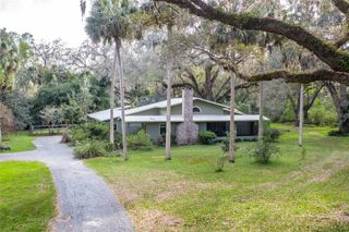 249 SE TUSCAWILLA ROAD, Micanopy, FL 32667
