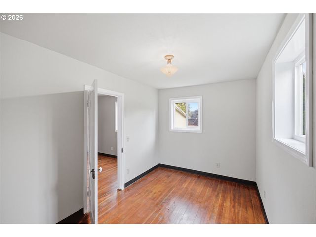 485 N Main St, Mt Angel, OR 97362