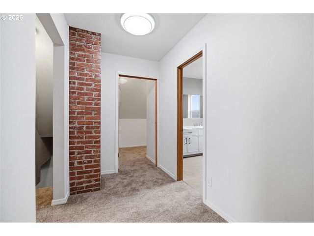 485 N Main St, Mt Angel, OR 97362