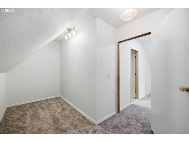 485 N Main St, Mt Angel, OR 97362
