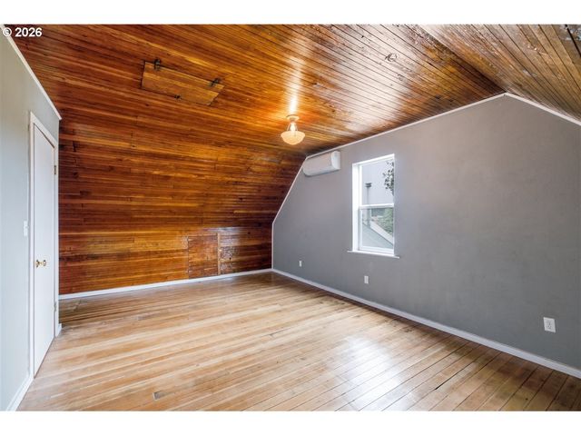 485 N Main St, Mt Angel, OR 97362