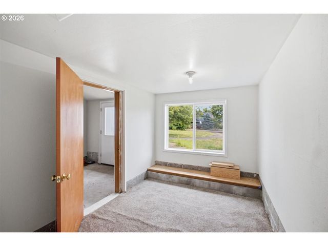 485 N Main St, Mt Angel, OR 97362