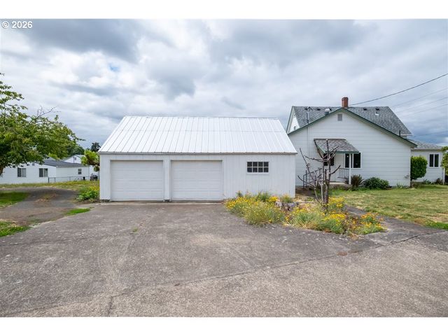 485 N Main St, Mt Angel, OR 97362