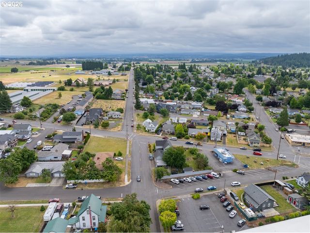 485 N Main St, Mt Angel, OR 97362
