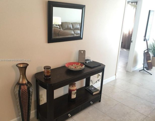 311 S Hollybrook Dr 202, Pembroke Pines, FL 33025