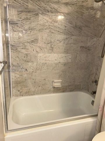 311 S Hollybrook Dr 202, Pembroke Pines, FL 33025