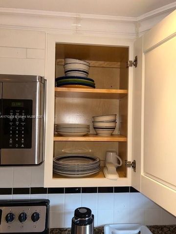 311 S Hollybrook Dr 202, Pembroke Pines, FL 33025