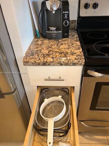 311 S Hollybrook Dr 202, Pembroke Pines, FL 33025