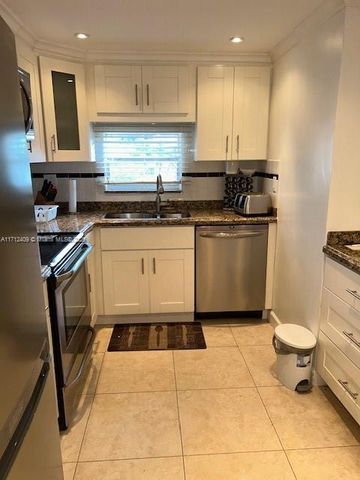 311 S Hollybrook Dr 202, Pembroke Pines, FL 33025