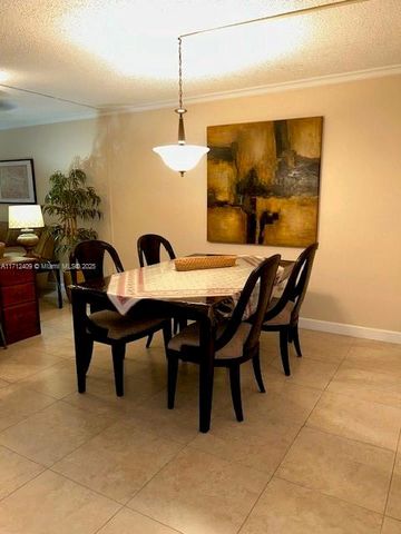 311 S Hollybrook Dr 202, Pembroke Pines, FL 33025