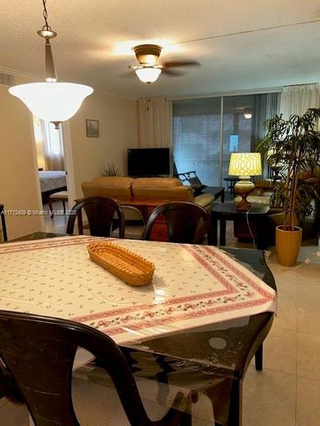 311 S Hollybrook Dr 202, Pembroke Pines, FL 33025