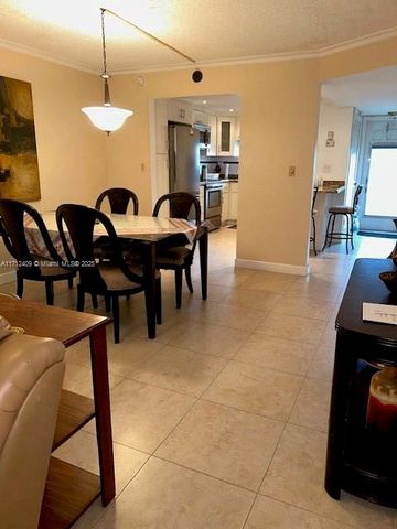 311 S Hollybrook Dr 202, Pembroke Pines, FL 33025